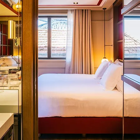 Vincci Ponte De Ferro Hotel 4*