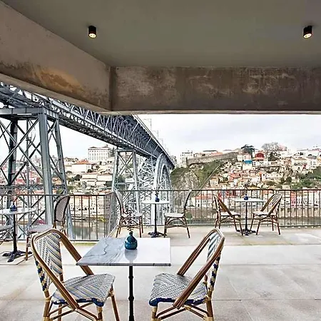 فندق Vincci Ponte De Ferro 4*